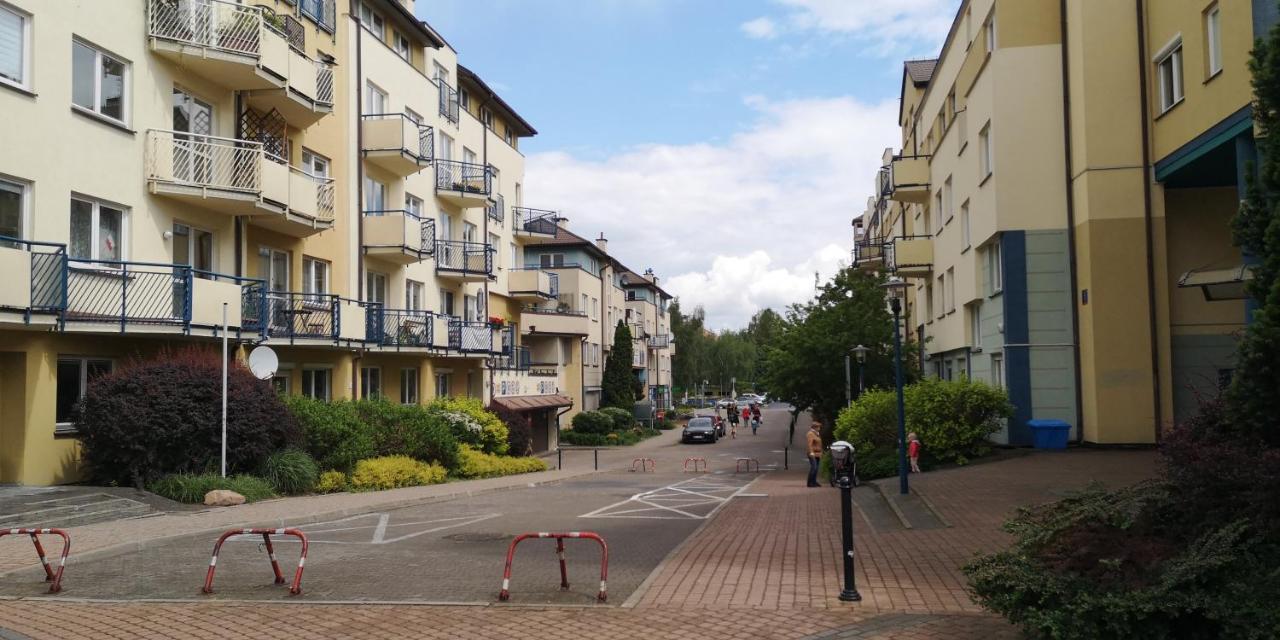 Classic Apartament Metro Kabaty Warsaw Luaran gambar