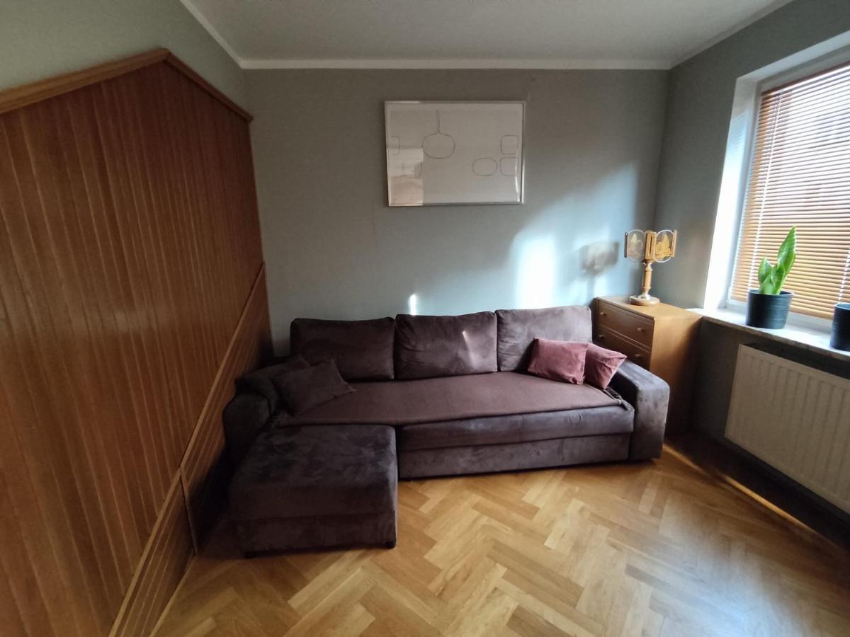 Classic Apartament Metro Kabaty Warsaw Luaran gambar