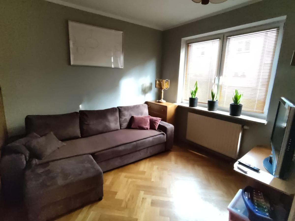 Classic Apartament Metro Kabaty Warsaw Luaran gambar