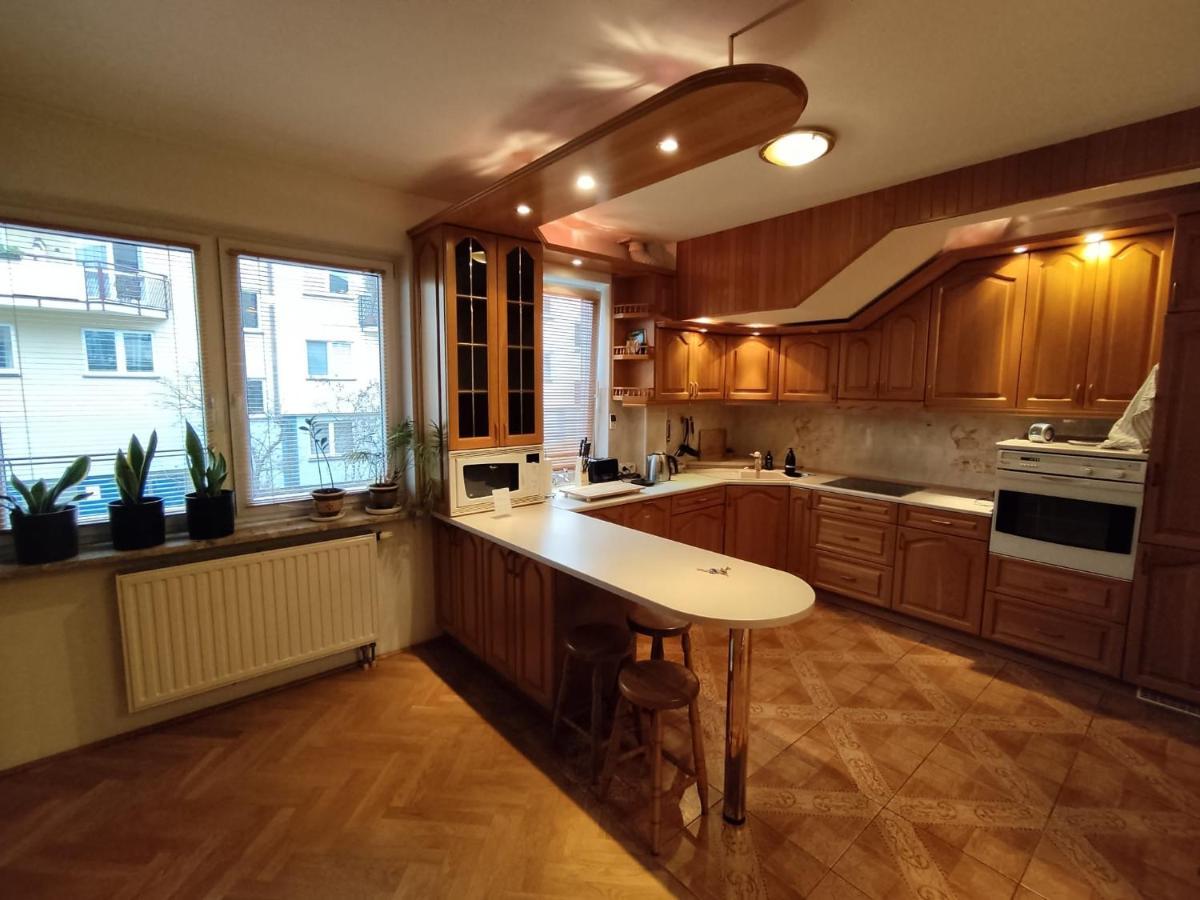 Classic Apartament Metro Kabaty Warsaw Luaran gambar