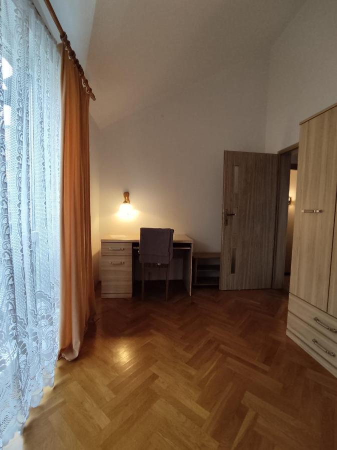 Classic Apartament Metro Kabaty Warsaw Luaran gambar